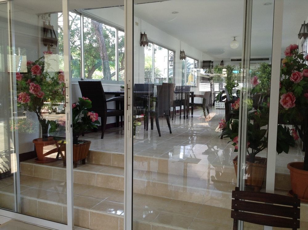Jomtien Cozy Inn Паттайя Экстерьер фото